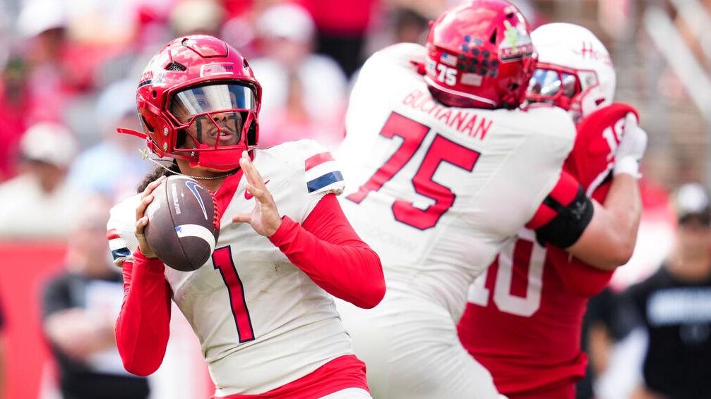 Arizona quarterback Noah Fifita named to Manning Award watch list